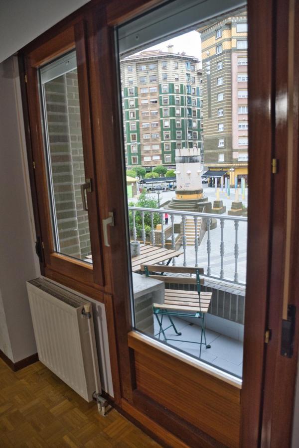 La Villa De Lore, Piso Completo Apto 6 Personas Con Garaje Avilés Eksteriør bilde